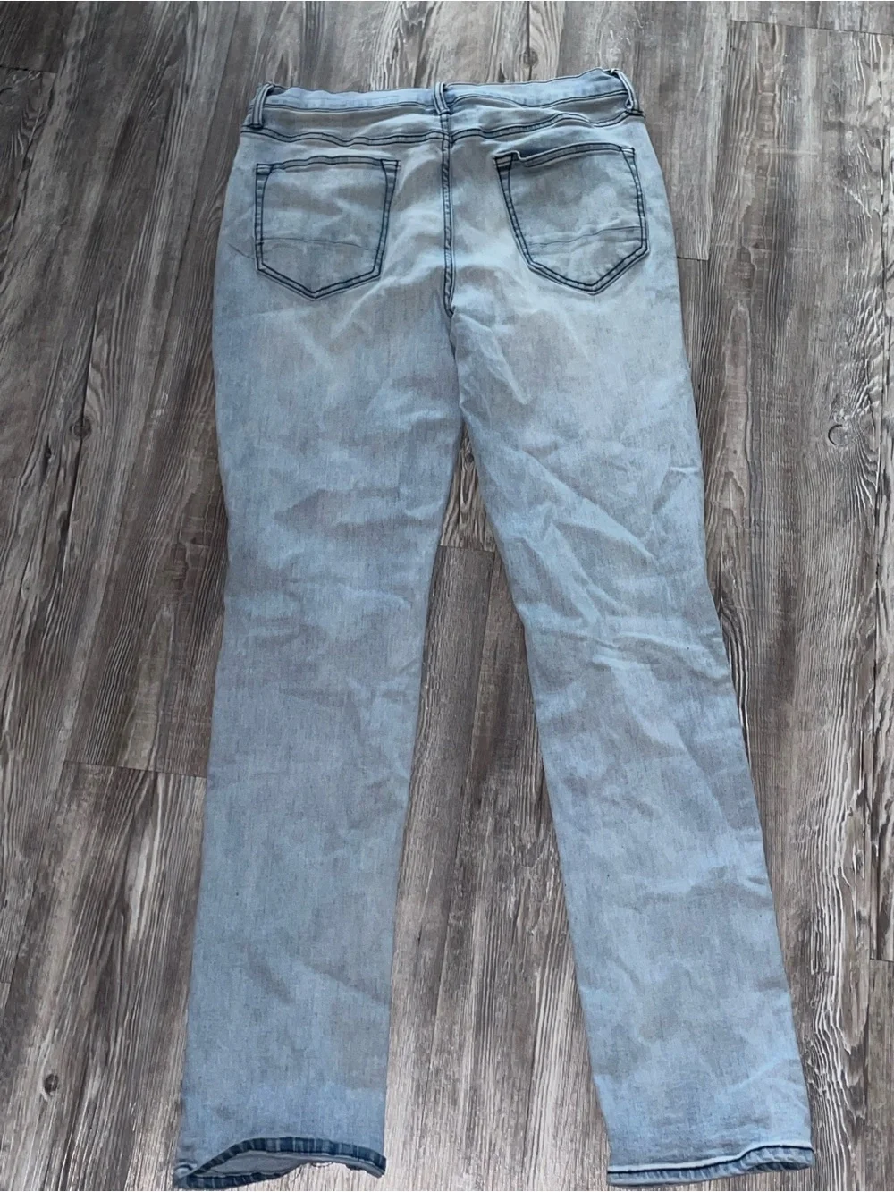 Light Blue Men’s Distressed Knee Denim Jeans , 32x34